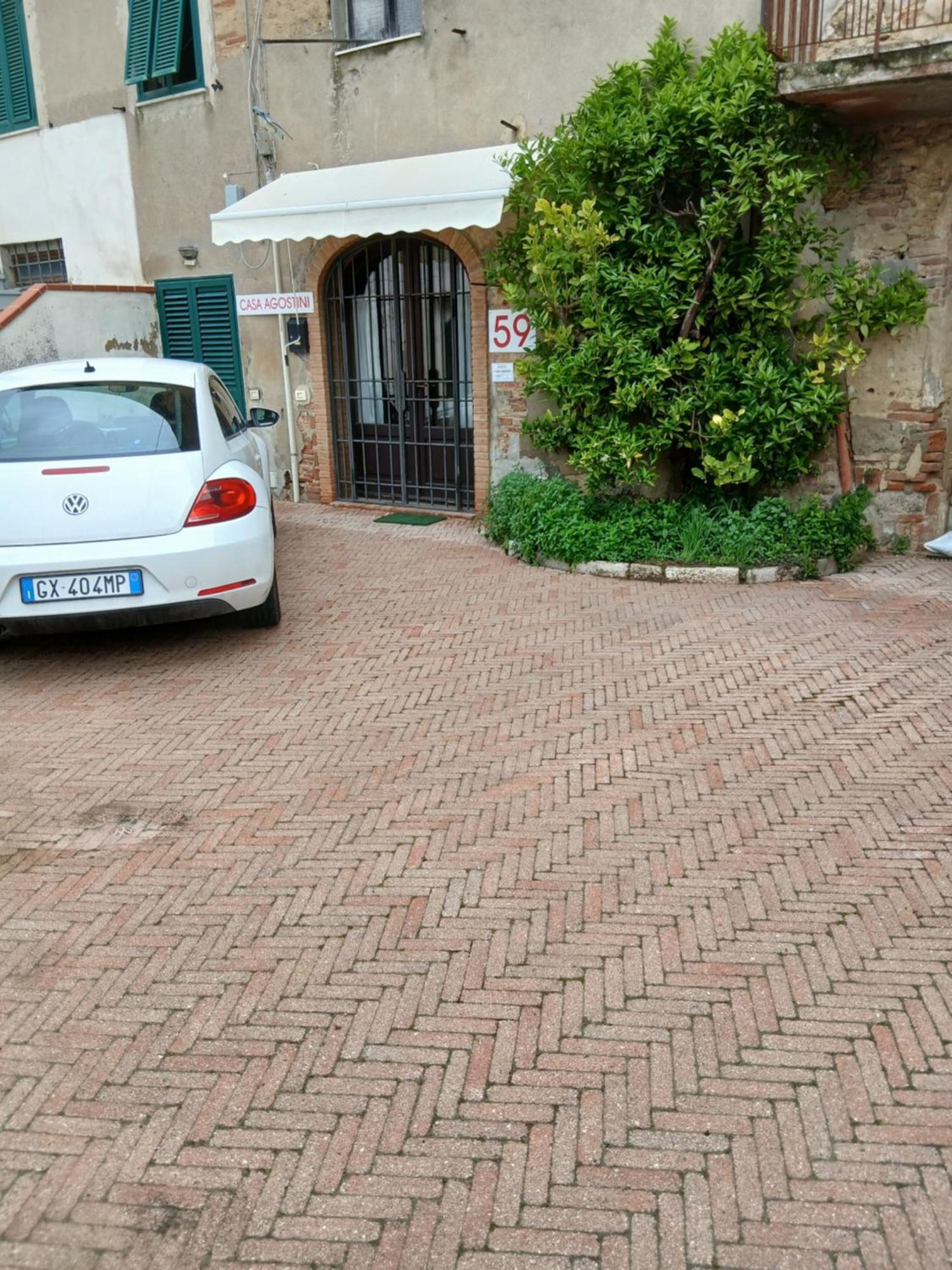 Casa Agostini Διαμέρισμα Lari Εξωτερικό φωτογραφία